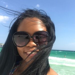 Meet your Posher, Tonitrice